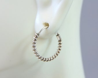 Womens Vintage Estate Sterling Silver Hoop Earrings 1.3g E4040