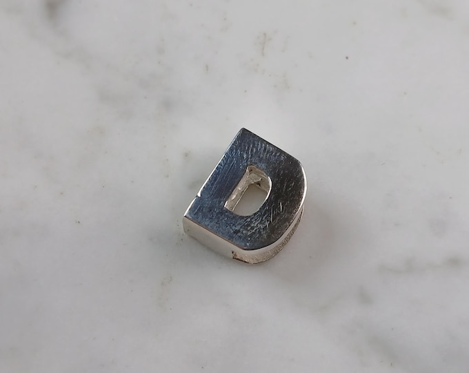 Womens Sterling Silver Initial Block Letter " D " Pendant 4.5g E5083