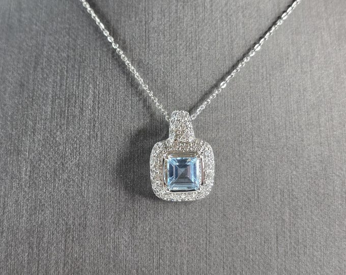 Womens Vintage Estate Sterling Silver Topaz Pendant Necklace 5.2g E5769