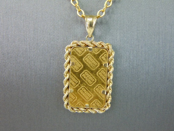 Gold necklaces pendant sale