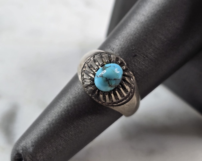 Womens Vintage Estate Sterling Silver Southwestern Turquoise Ring 5.5g E1103