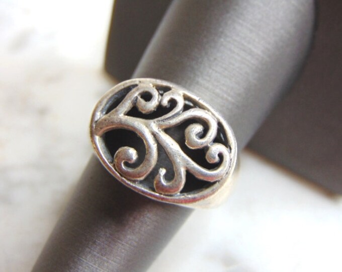 Womens Vintage Estate Sterling Silver Ring 7.0g E4746