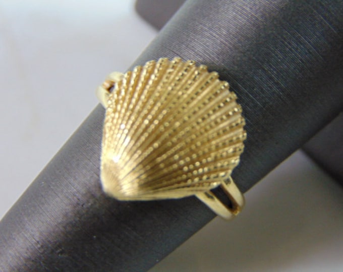 Womens Vintage Estate 14K Yellow Gold Seashell Ring 4.8g E814