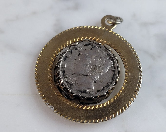 Womens Vintage Estate Silver Mercury Roosevelt Dime Coin Pendant 12.7g E6387