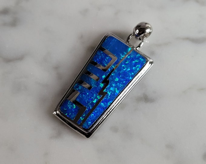 Womens Sterling Silver Modernist Blue Opal Pendant 10.1g E2800