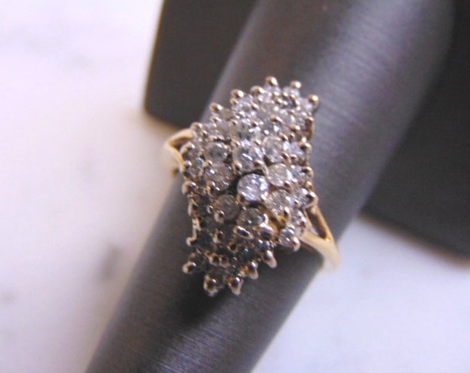 Exquisite Womens Vintage Estate 14K Gold Diamond Cluster Ring 5.3g  #E1109
