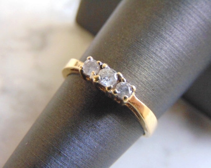 Womens Vintage Estate 10K Yellow Gold Diamond Ring 1.7g E2240