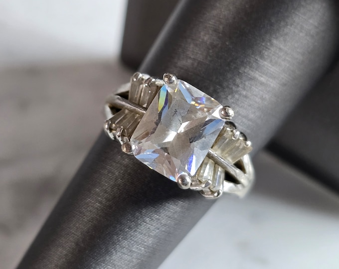 Womens Vintage Estate Sterling Silver CZ Stone Ring 5.6g E7133