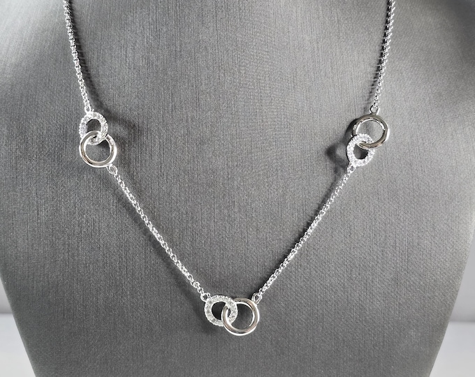 Womens Sterling Silver Modernist CZ Eternity Circle Necklace 9.1g E3068