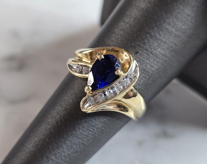 Womens Vintage Estate 10K Gold Diamond & Sapphire Ring, 3.2g E7452