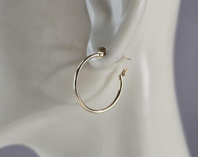 Pr Womens Vintage Estate 14K Gold Hoop Earrings, 0.4g E5137