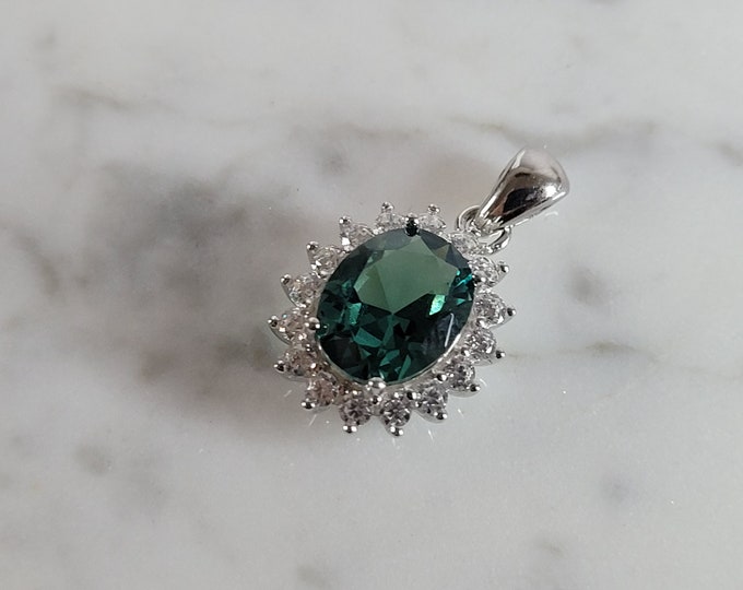 Womens Estate Sterling Silver Modernist CZ Pendant 2.5g E2499