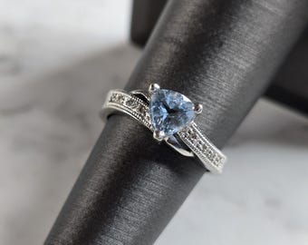 Anillo vintage para mujer en oro blanco de 10 quilates con diamantes aguamarina de 2,5 g (n.° E5420)
