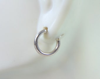 Womens Vintage Estate Sterling Silver Hoop Earrings 0.9g E1819