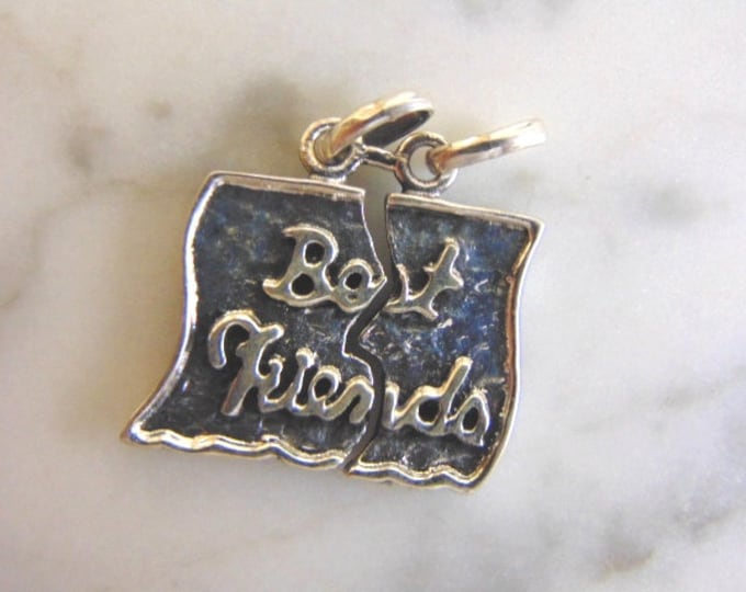 Women's Vintage Estate Sterling Silver "BEST FRIEND" Pendant 3.9g E4068