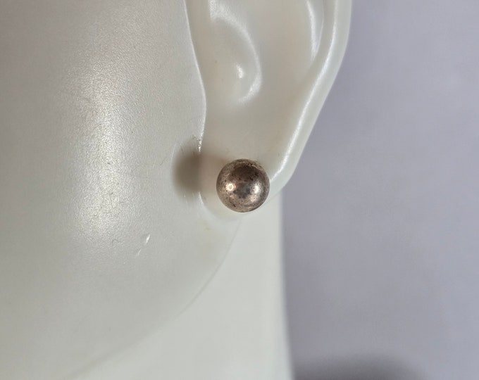 Womens Vintage Estate Sterling Silver Stud Earrings 0.9g E7540