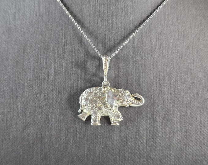 Womens Vintage Estate Sterling Silver CZ Elephant Pendant Necklace 6.6g E7995