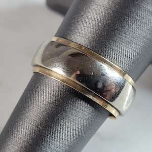 Mens Vintage Estate 14K White & Yellow Gold Wedding Band Ring, 6.4g E6623