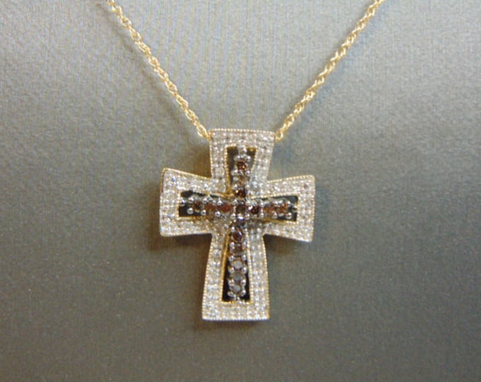 Womens 14k Gold Necklace w/ Religious Crucifix Cross Diamond Pendant 3.9g E2016