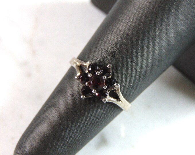 Womens Vintage Estate Sterling Silver Floral Ring 1.7g E6078