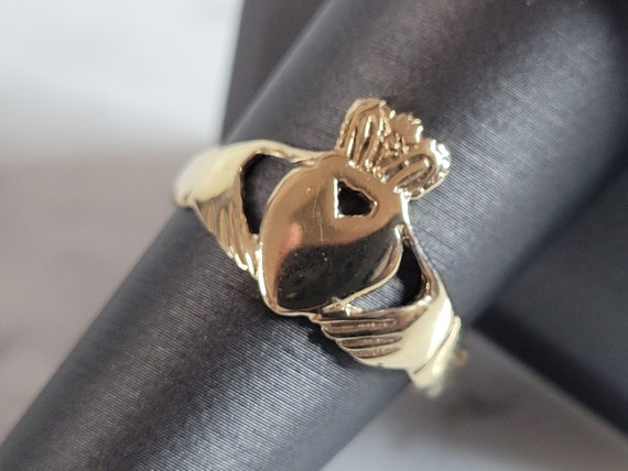 Mens Vintage Estate 10k Gold Irish Claddagh Ring … - image 1