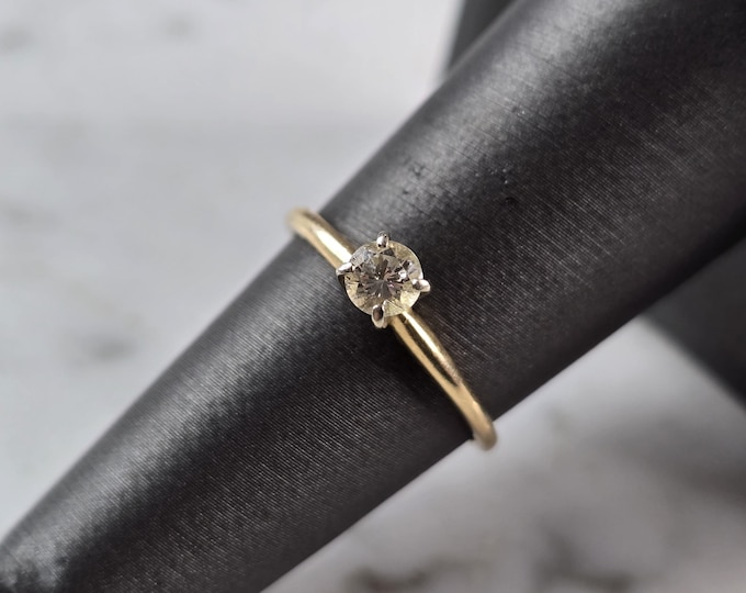 Womens Vintage Estate 14k Gold Diamond Engagement Ring 1.5g E1612