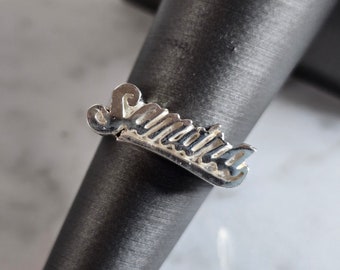 Womens Vintage Estate Sterling Silver " SANDRA" Ring 4.1g E7138
