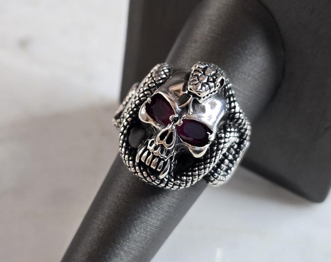 Mens Sterling Silver Ruby Eyed Goth Biker Skull Snake Ring 14.3g E4498