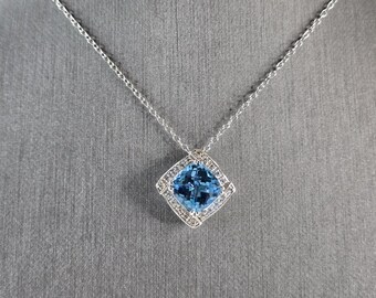 Womens Vintage Estate Sterling Silver Topaz Pendant Necklace 4.0g E7292