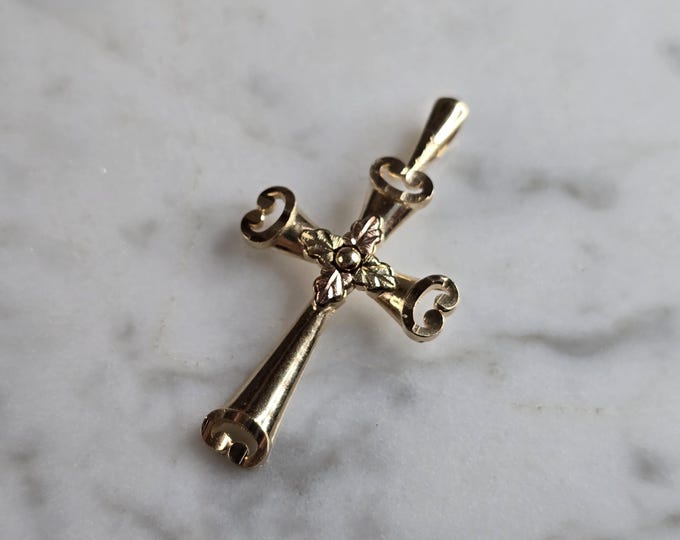 Womens Vintage 10k Gold Coleman Religious Crucifix Cross Pendant 1.3g #E5208