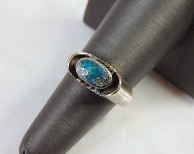 Womens Vintage Estate Sterling Silver Turquoise Ring 8.5g E5173