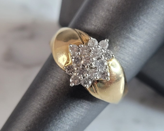 Womens Vintage Estate 14K Yellow Gold Diamond Ring 6.7g E3587