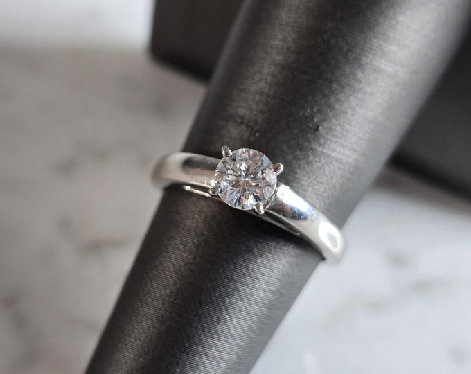 Womens Vintage Estate Platinum Diamond Ring, 8.6g E7228