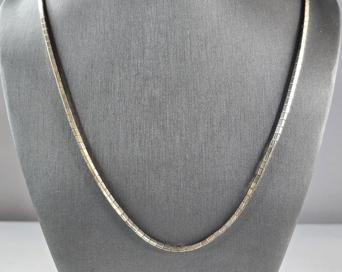 Womens Vintage Estate Sterling Silver Necklace 23.1g E3818