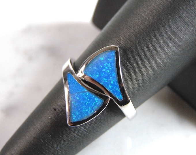 Womens Sterling Silver Modernist Opal Ring 4.5g E5033