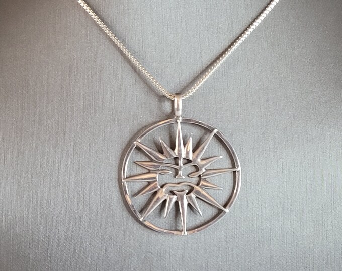 Womens Vintage Estate Sterling Silver Necklace & Sun Pendant 13.2g E3967