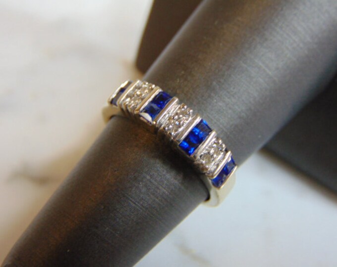 Womens Art Deco 14K White Gold Band Blue Sapphire & Diamond Ring 4.1g E3362