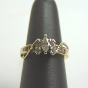 Womens Vintage Estate 14k Yellow Gold Marquise Diamond Ring 4.0g #E3562