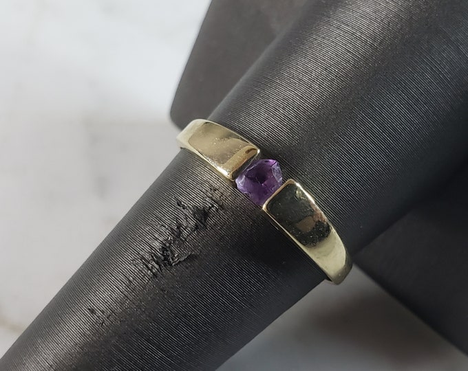 Womens Vintage Estate 14K Yellow Gold Amethyst Heart Ring 1.9g E6237