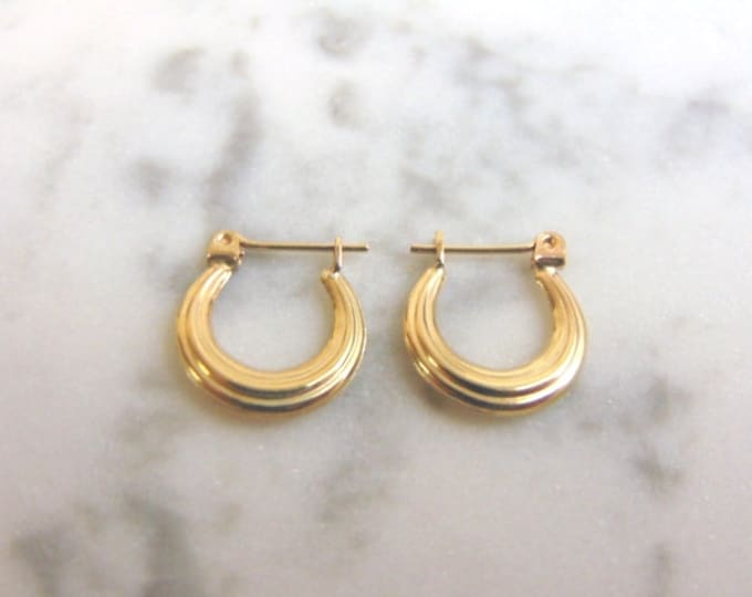 Pr Womens 14K Yellow Gold Hoop Earrings, 1.0g E1077