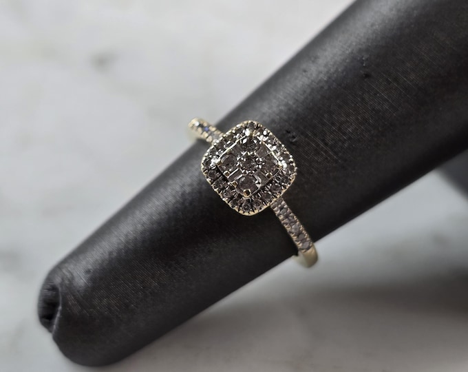 Womens Vintage Estate 10K Yellow Gold Diamond Ring 1.9g E5747