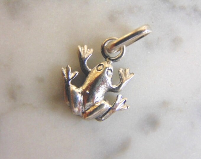Vintage Estate .925 Sterling Silver Frog Pendant 1.2g #E4064