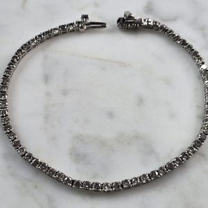 Womens Vintage Estate 10K White Gold Diamond Tennis Bracelet 7.1g E3377