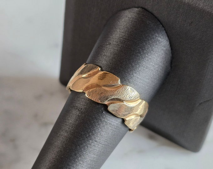 Mens Vintage Estate 14k Yellow Gold Wedding Band Ring 6.7g #E7205
