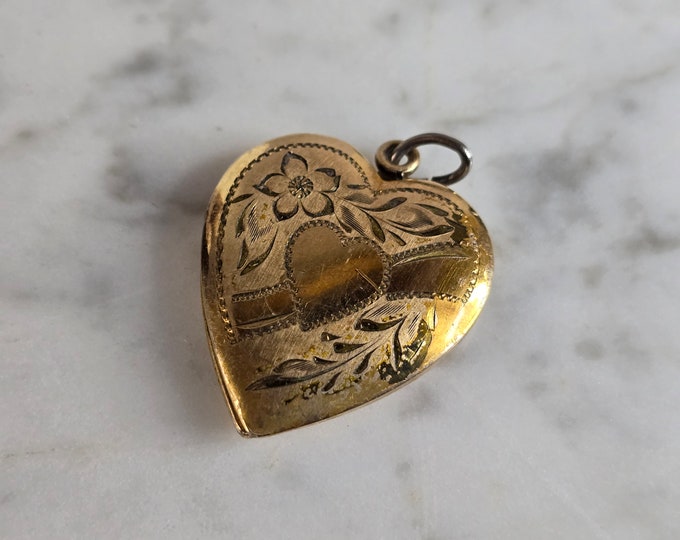 Womens Vintage Estate Sterling Silver Gold Tone Heart Pendant Locket 6.0g #E7431