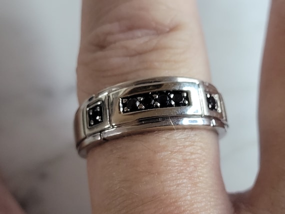 Anello vintage da uomo in oro bianco 14 carati con diamante nero