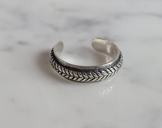 Womens Vintage Estate Sterling Silver Modernist Toe Ring 1.3g, E6000