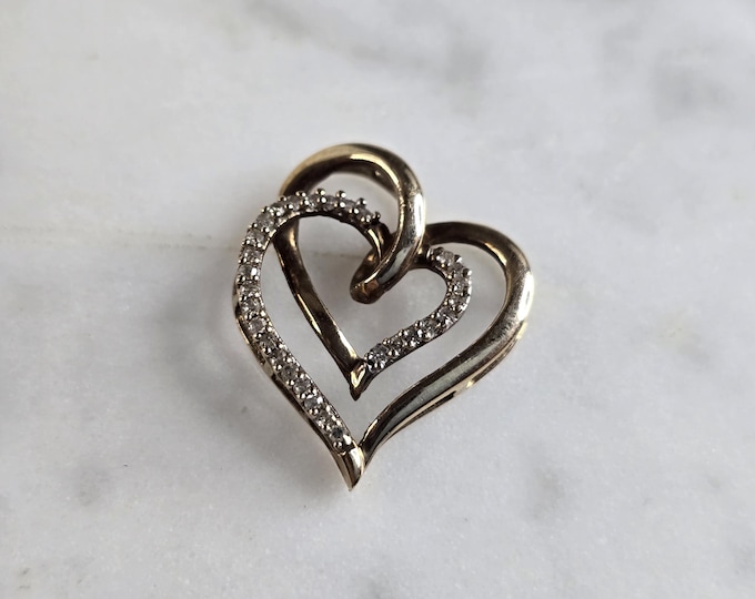 Womens Vintage Estate 10K Gold Diamond Heart Pendant 1.5g E5423