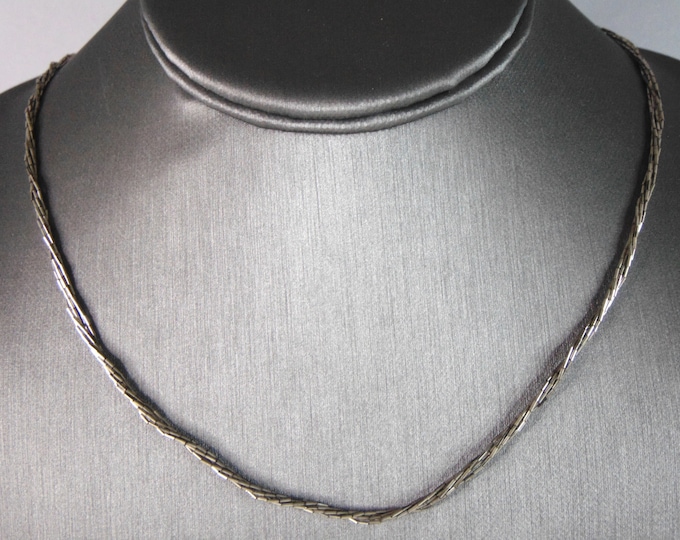 Women's Vintage Estate Sterling Silver Necklace 5.6g E2065