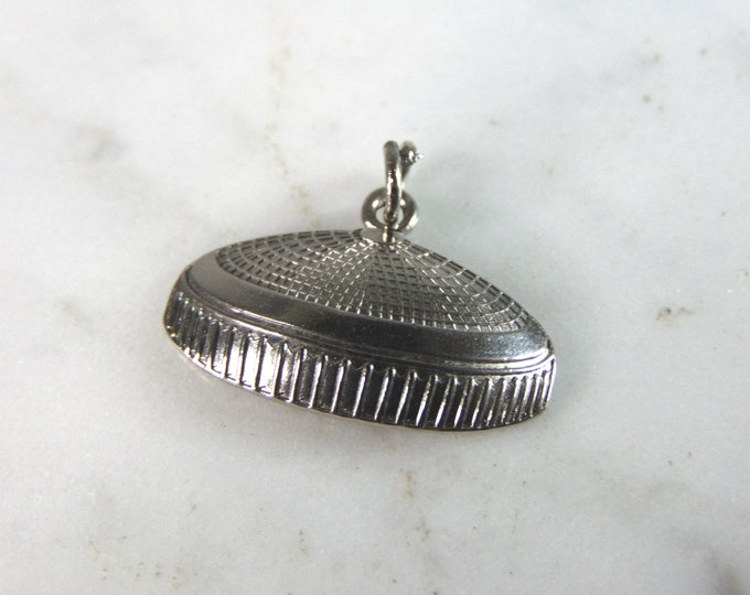 Womens Vintage Estate Sterling Silver The Domed Stadium Charm 1.8g E2242